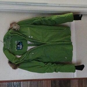 E and O Luxury Green Winter Ski/Snowboard Jacket